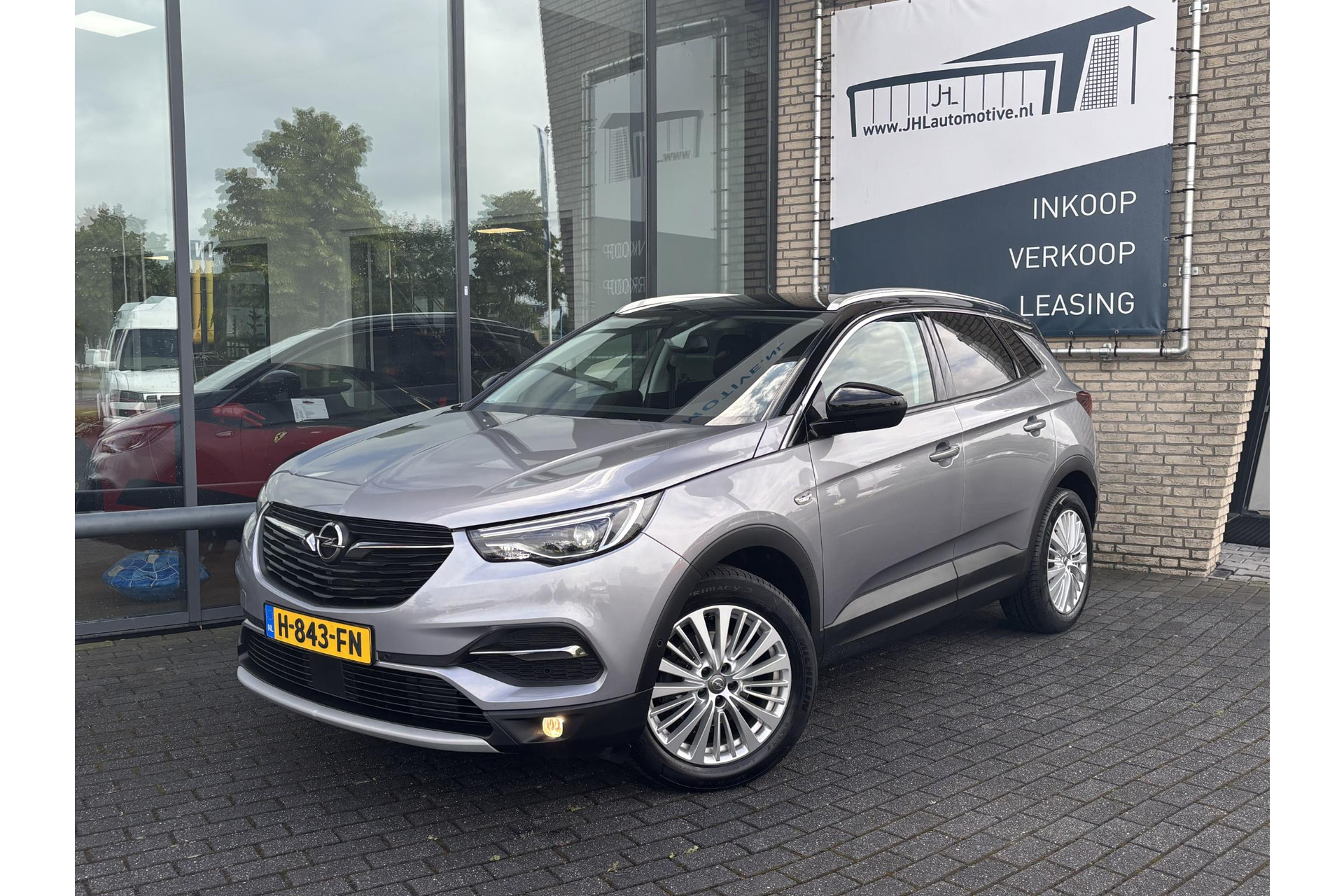 Opel Grandland X 1.2 Turbo*AUTOM*ECC*STOELVERW/KOEL*CARPLAY*COMF.AC